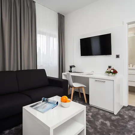 Marina Baotic Apartments *