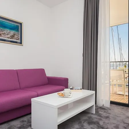 Apartment Marina Baotic Apartments *