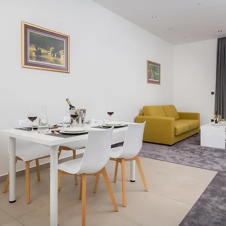 Marina Baotic Apartments Apartment