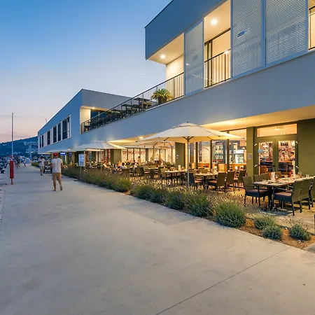 Marina Baotic Apartments