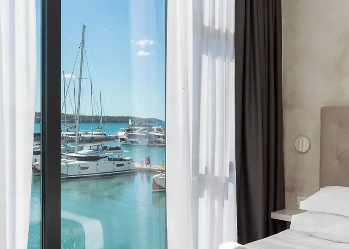 アパート Marina Baotic